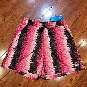 NWT size M Adidas shorts